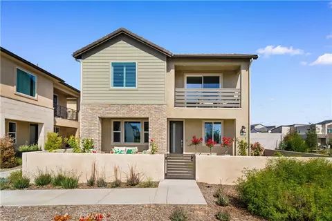306 Treble, Irvine, CA 92618