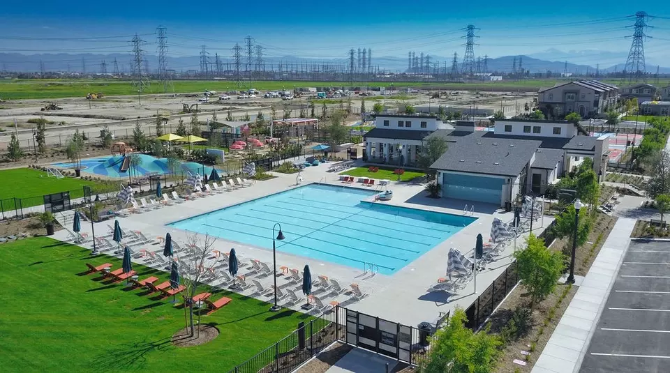 Exterior - 4053 S Sunflower Paseo S, Ontario, CA 91761 photo 18 of 26