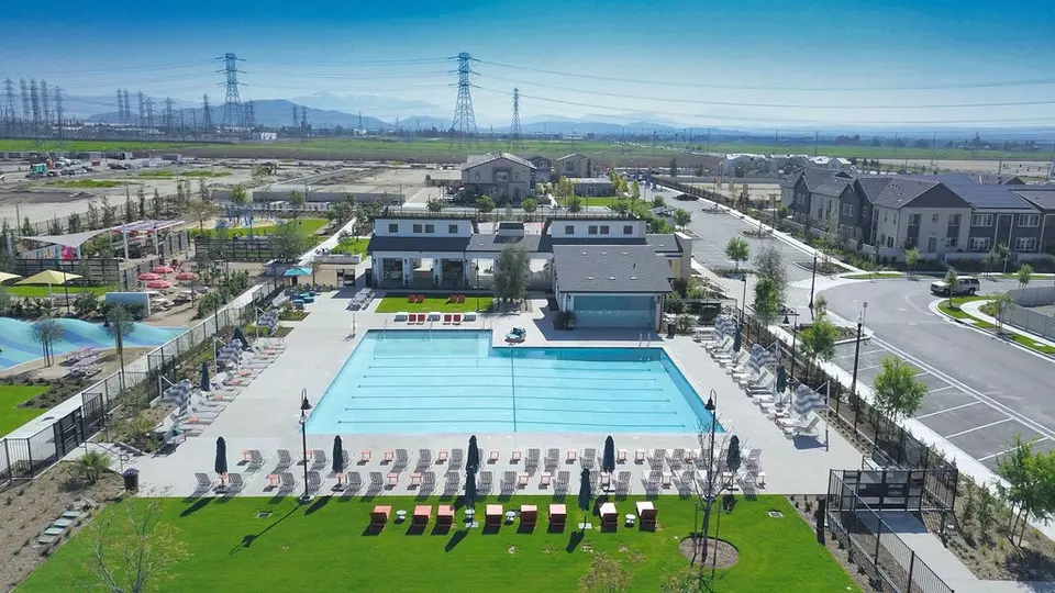 Exterior - 4053 S Sunflower Paseo S, Ontario, CA 91761 photo 17 of 26