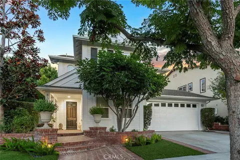 8 Scarlet Maple Dr, Ladera Ranch, CA 92694