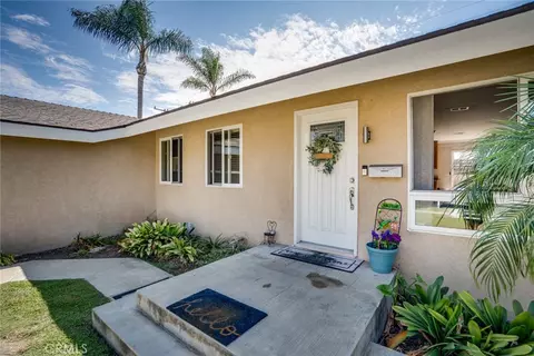 6522 Limerick Dr, Huntington Beach, CA 92647