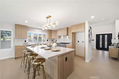 8331 Gumwood Cir, Westminster, CA 92683