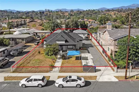 871 W Wilson, Pomona, CA 91768