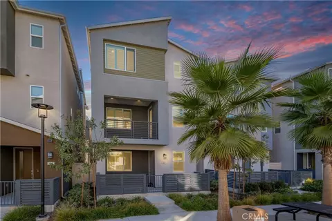 921 E 3rd St, Santa Ana, CA 92701