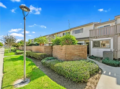 5132 W 1st St #B, Santa Ana, CA 92704