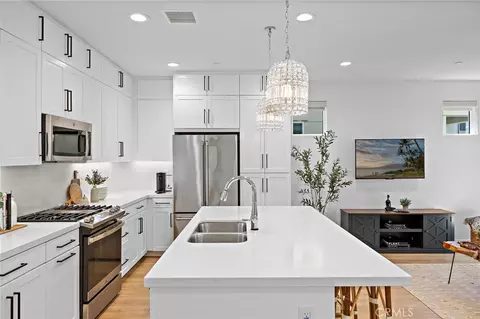 331 Harvest Dr, Rancho Mission Viejo, CA 92694