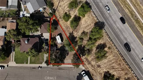 2243 E Cambridge Ave, Fresno, CA 93703