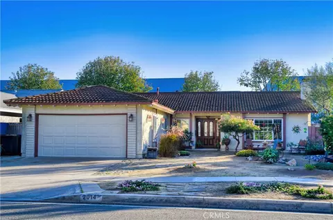 2014 E 20th St, Santa Ana, CA 92705