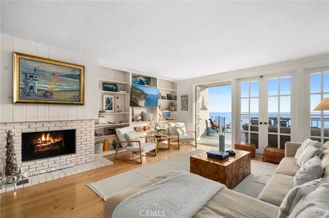 716 Cliff Dr, Laguna Beach, CA 92651