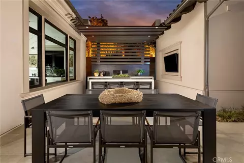 557 Peninsula, Irvine, CA 92602 photo 7
