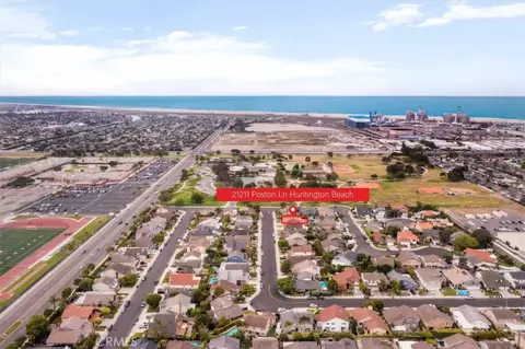 21211 Poston Ln, Huntington Beach, CA 92646