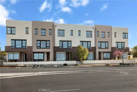 1086 Foothill Blvd, Claremont, CA 91711