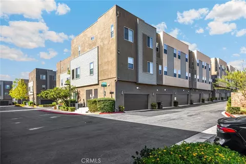 746 Farrier Way, Upland, CA 91786