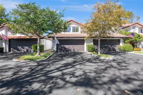 3 Shadow Hl, Laguna Hills, CA 92653