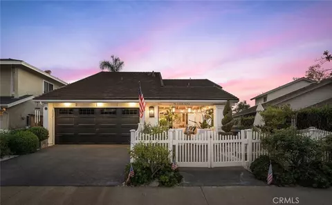 6 Blue Rdg, Irvine, CA 92620
