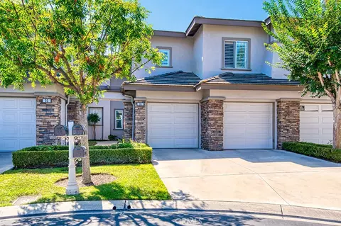 31 Brassie Ln, Coto De Caza, CA 92679