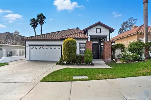 2071 Crescent, Signal Hill, CA 90755