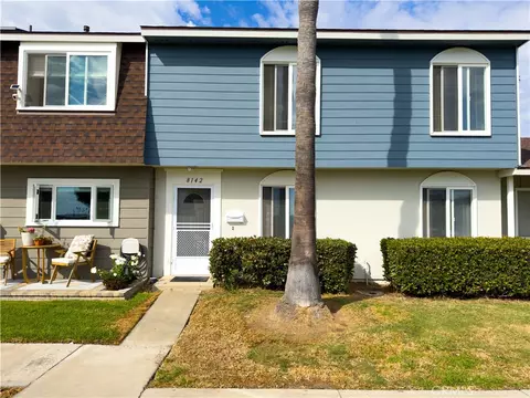 8142 Foxhall Dr, Huntington Beach, CA 92646