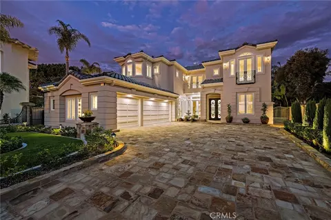 35 Emerald Gln, Laguna Niguel, CA 92677