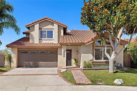 25971 Donegal Ln, Lake Forest, CA 92630