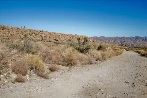 5821711 Big Morongo Canyon Rd, Morongo Valley, CA 92256