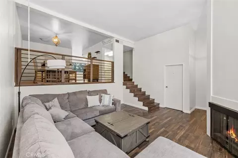 6225 Shoup Ave #109, Woodland Hills, CA 91367
