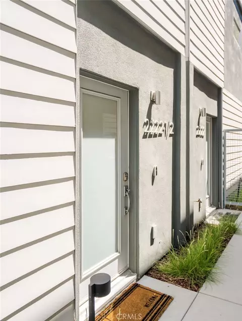 Exterior - 2222 Strata, Eagle Rock, CA 90041 photo 2 of 3