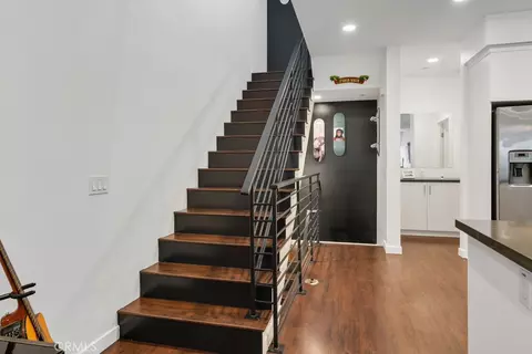 Entry Way - 2222 Strata, Eagle Rock, CA 90041 photo 4 of 5