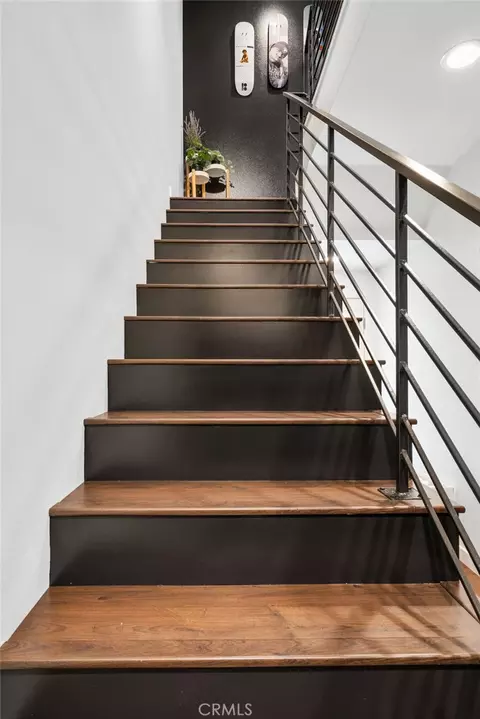 Entry Way - 2222 Strata, Eagle Rock, CA 90041 photo 3 of 5