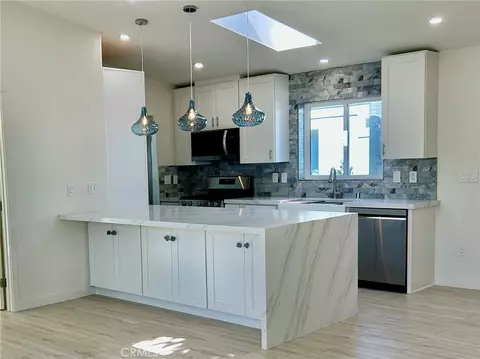 205 Tremont Dr, Newport Beach, CA 92660