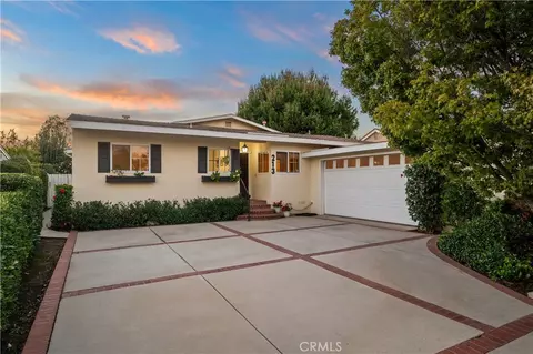 213 S S Mdw, West Covina, CA 91791