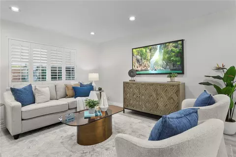 19854 Leighton Ln, Huntington Beach, CA 92646
