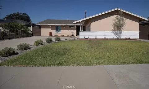 1725 W Carlton, Santa Ana, CA 92704