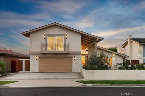 2741 Sandpiper Dr, Costa Mesa, CA 92626