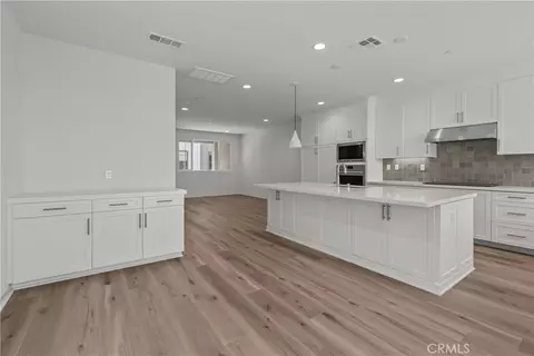 2524 Elderberry Ln, Carlsbad, CA 92008