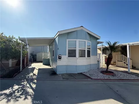 1741 Pomona Ave #5, Costa Mesa, CA 92627