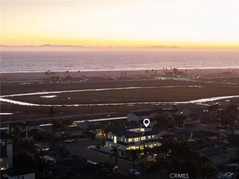 9121 Christine Dr, Huntington Beach, CA 92646