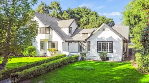 379 Buena Loma, Altadena, CA 91001