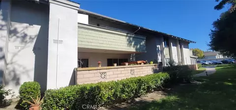 8633 Portola Ct #18G, Huntington Beach, CA 92646
