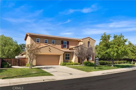 32487 Meadow Glen Ct, Wildomar, CA 92595