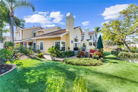39 Foxboro, Irvine, CA 92614