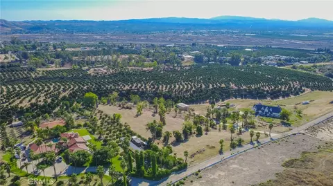 32265 Sapphire, Mentone, CA 92359 photo 18