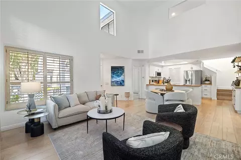 83 Briarglen #21, Irvine, CA 92614