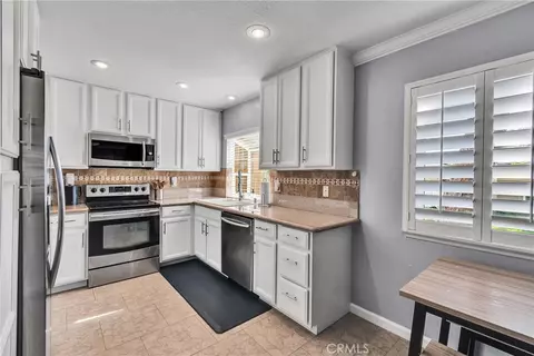 2953 Gingerwood Cir, Fullerton, CA 92835
