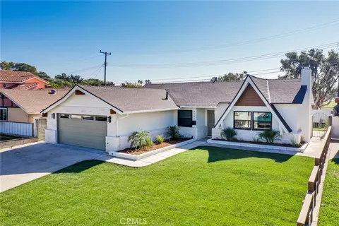 8342 Friesland Dr, Huntington Beach, CA 92647
