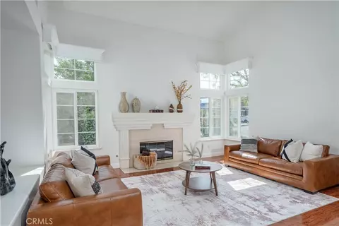 9574 Tivoli, Cypress, CA 90630