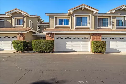 13615 Almond St, Tustin, CA 92782
