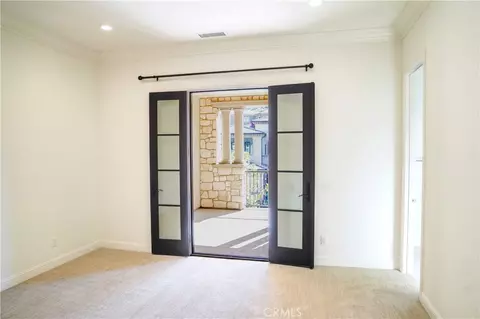 111 Lanzon, Irvine, CA 92602 photo 19