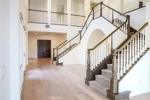 111 Lanzon, Irvine, CA 92602 photo 7