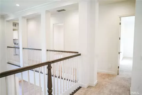 111 Lanzon, Irvine, CA 92602 photo 16